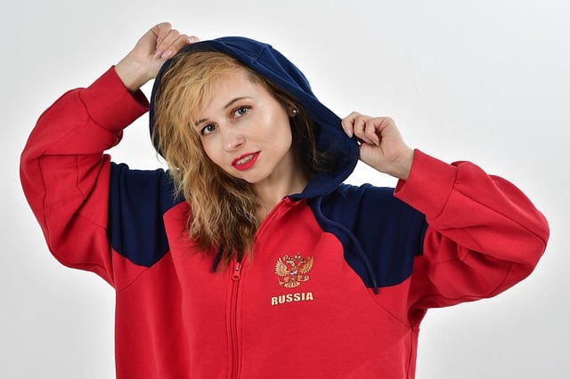 辉映的是内 辉映的是内