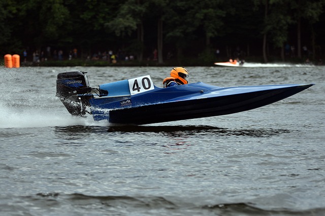 足球比赛中 足球比赛中